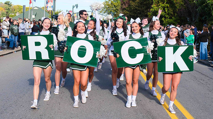 Cheerleaders in the parade