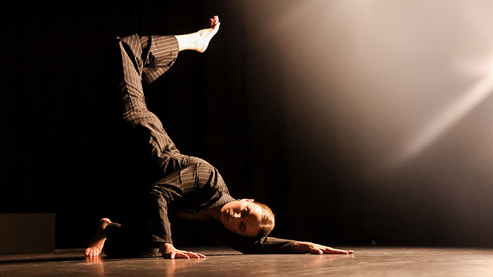 Lauren Mortimer dancing