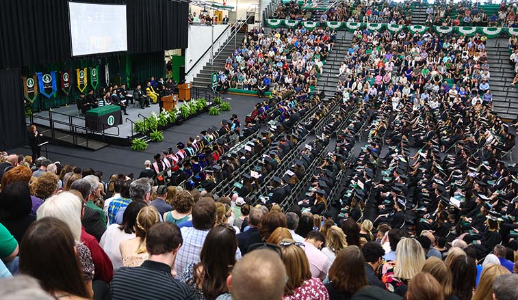 Group of graduating SRU students